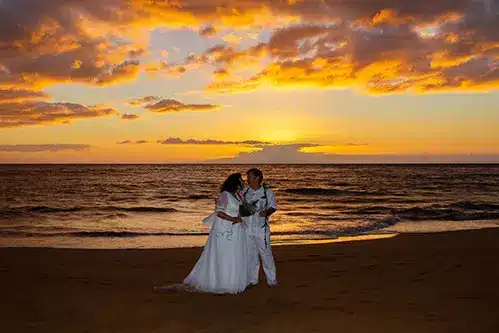 Beach wedding Maui