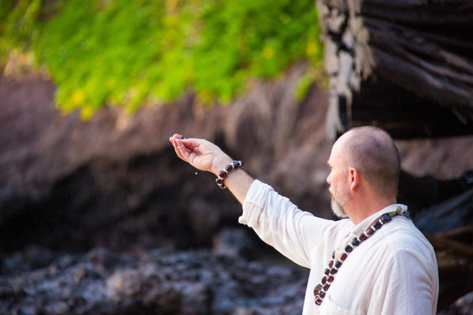 Wedding ceremony in Maui